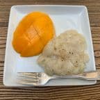 Best Sweet Sticky Rice With Fresh Mango in Chicago, IL